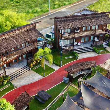 סמאל Crusoe Cabins Costa Azalea מראה חיצוני תמונה